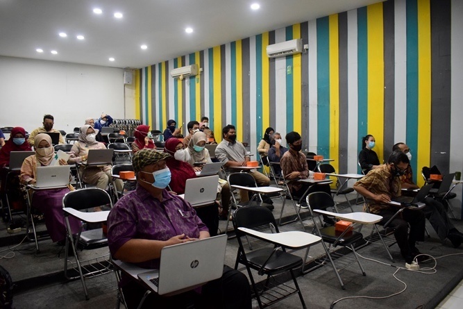 Kegiatan Persiapan Learning Material SPADA Dosen UNAS pada hari Jumat, 19 Maret 2021