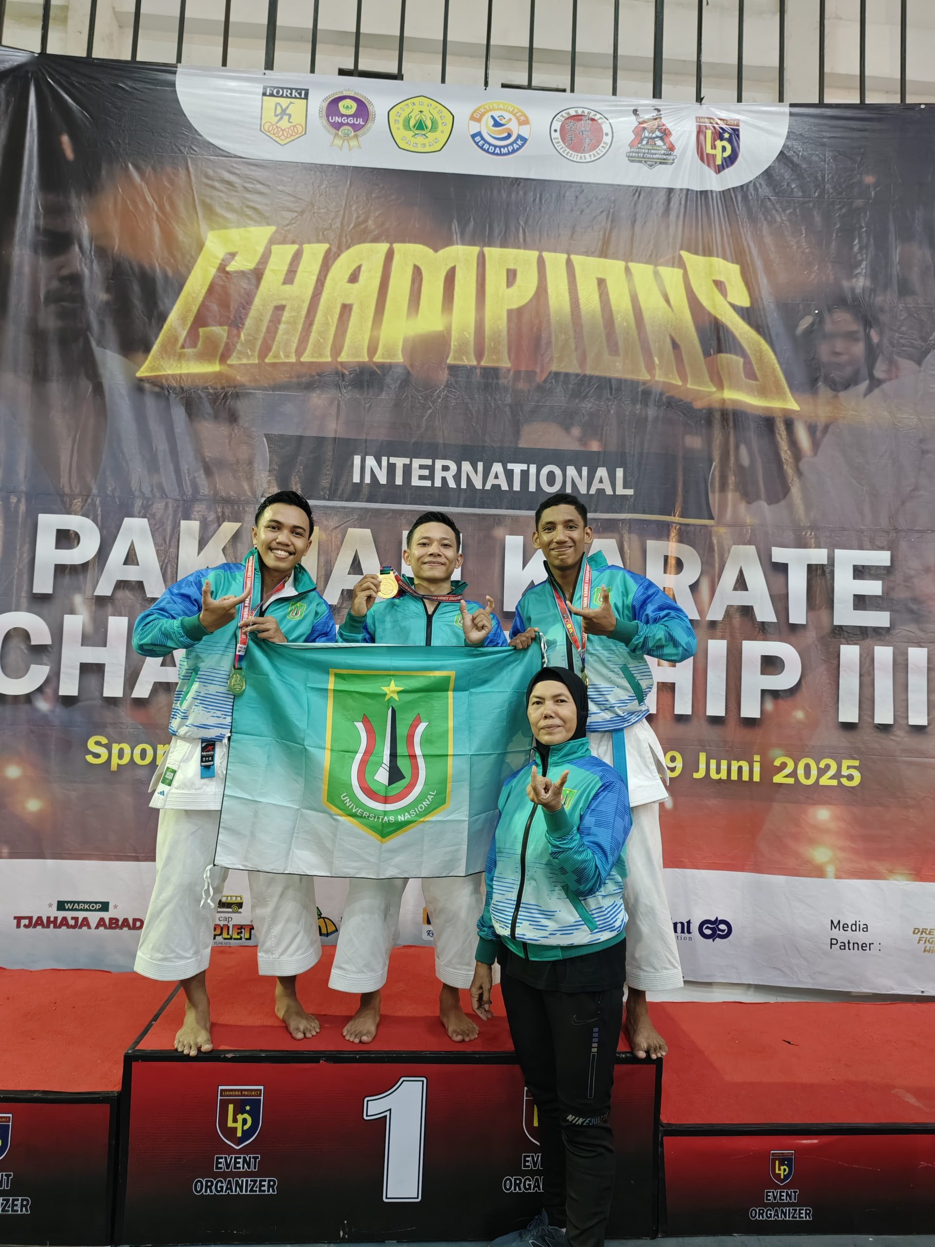 Mahasiswa UNAS Harumkan Nama Kampus di Kejuaraan Karate Internasional